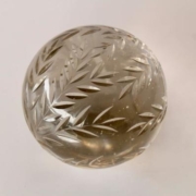 Extra Large Glass Etched Paperweight – 11×11 cm