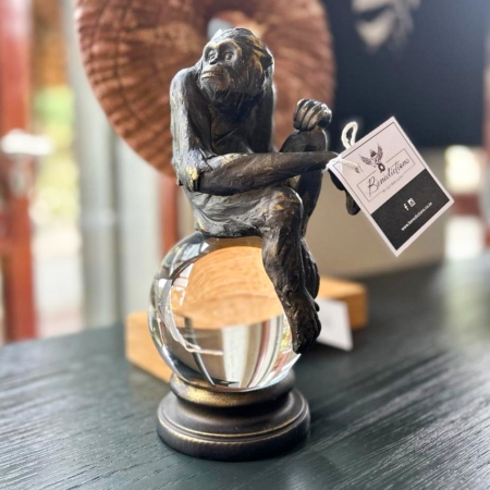 Monkey on Glass Ball – 25×11 cm